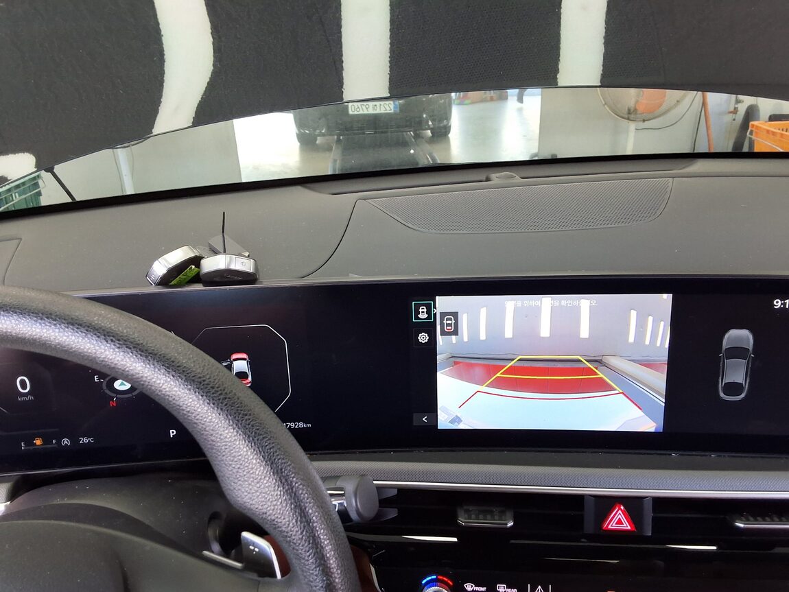 KIA THE NEW K5 (DL3) 2.0 GASOLINE PRESTIGE 2024 - zdjęcie 19