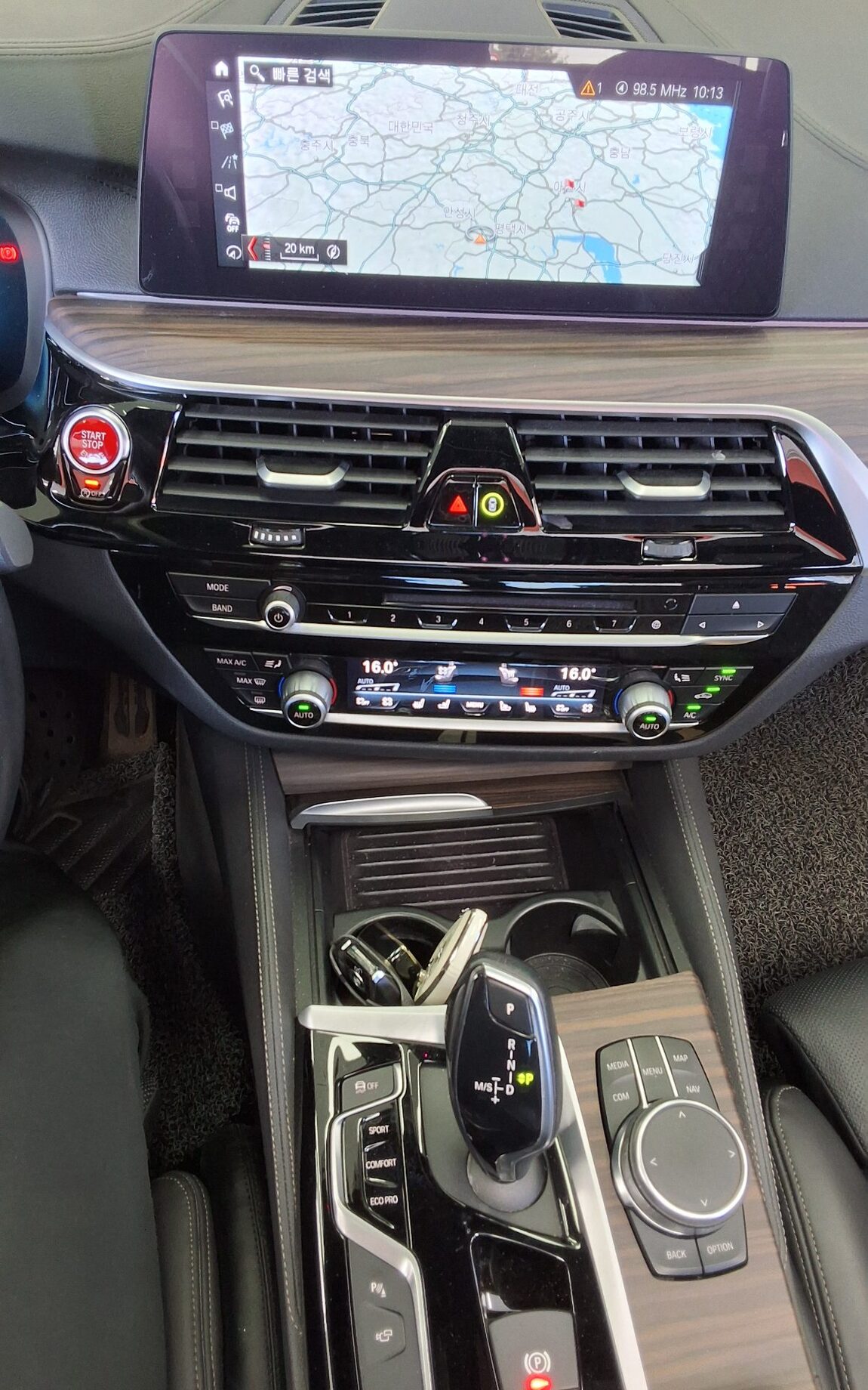 BMW 5 SERIES (7TH GEN) 520d M SPORT PACK PLUS 2017 - zdjęcie 18