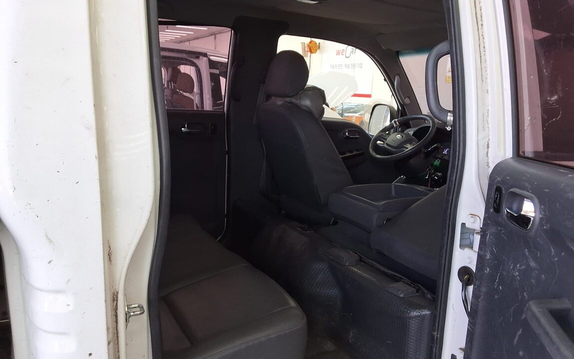 KIA BONGO III CARGO CRDi DOUBLE CAB EXTRA LONG WHEELBASE 2017 - zdjęcie 13