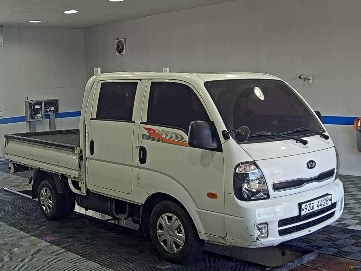 KIA BONGO III CARGO CRDi DOUBLE CAB EXTRA LONG WHEELBASE 2017 - zdjęcie 3