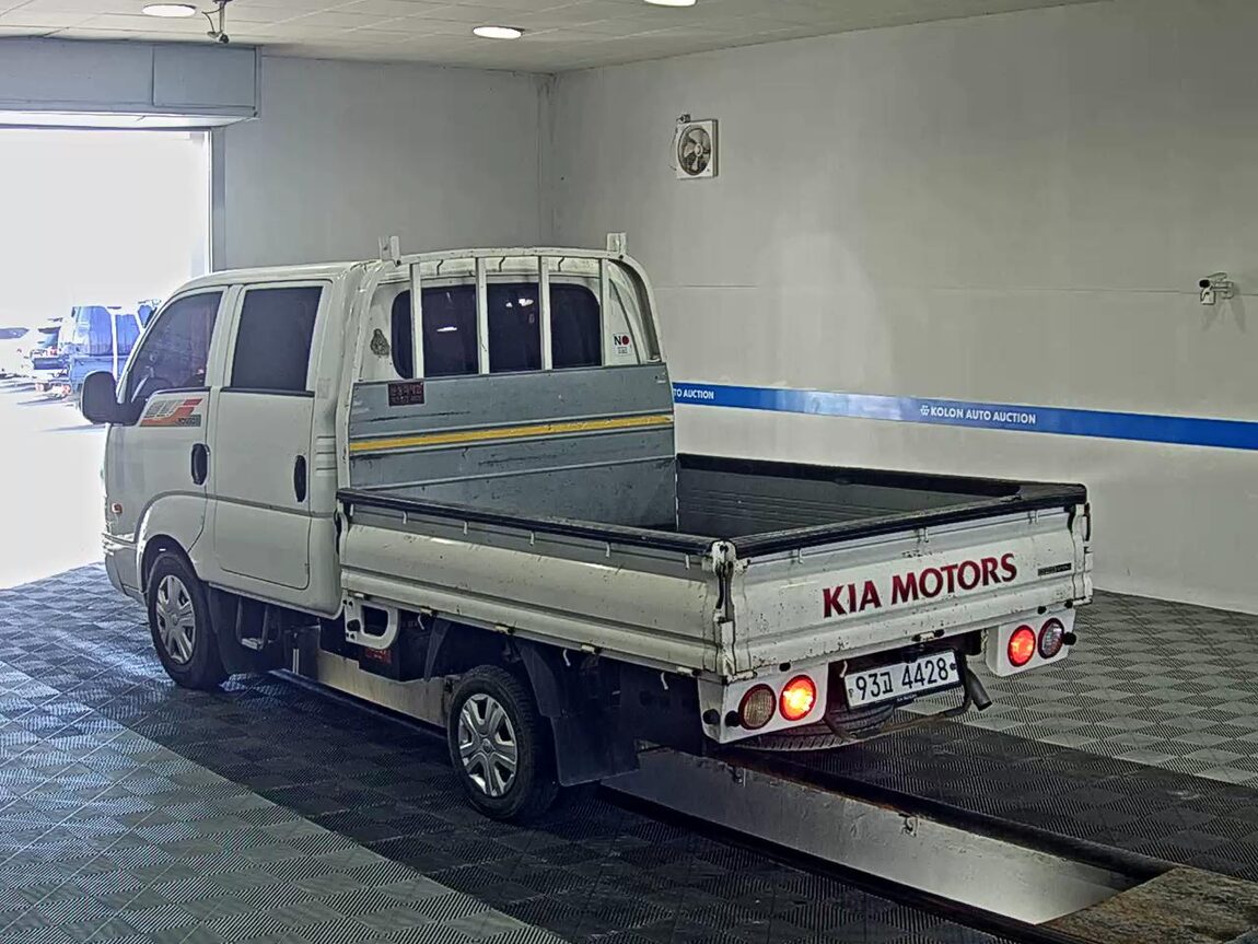 KIA BONGO III CARGO CRDi DOUBLE CAB EXTRA LONG WHEELBASE 2017 - zdjęcie 6