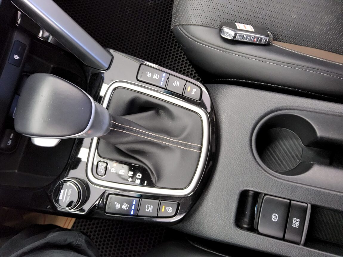 KIA SELTOS 1.6 GASOLINE 2WD SIGNATURE 2023 - zdjęcie 19