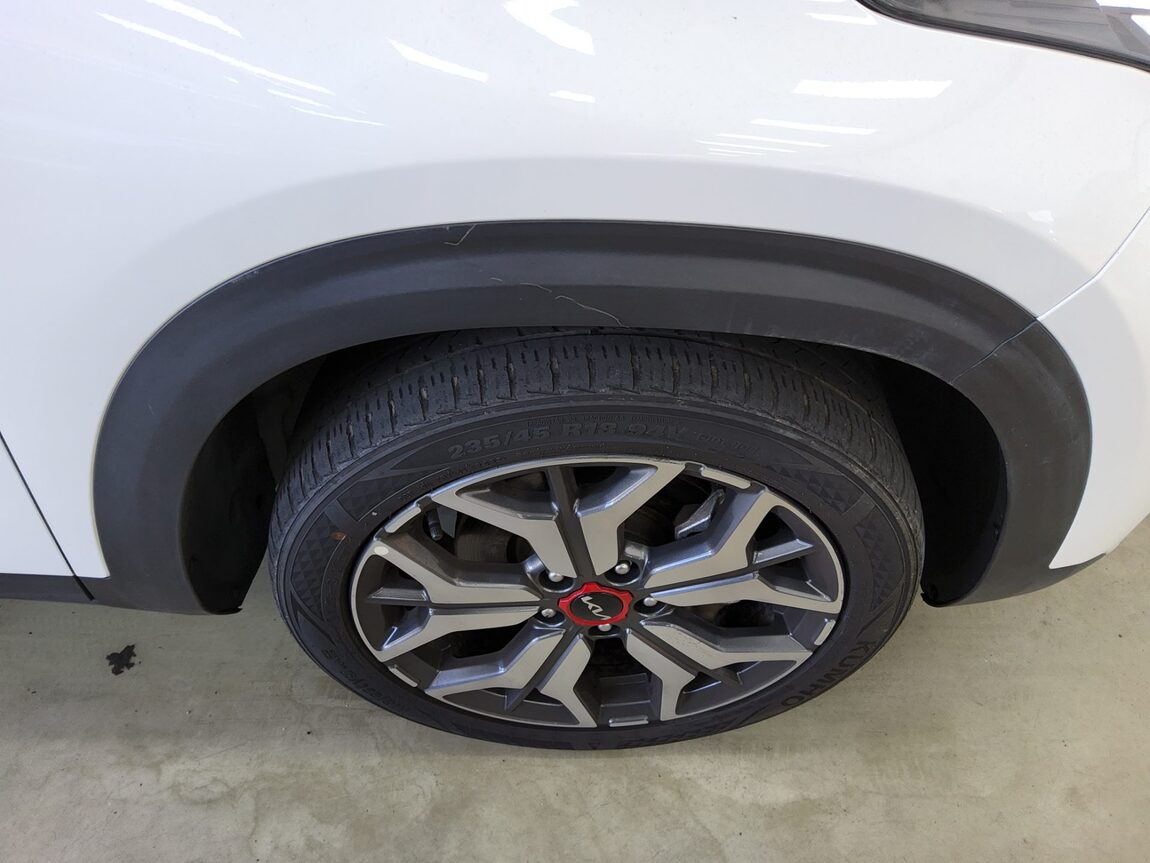 KIA SELTOS 1.6 GASOLINE 2WD SIGNATURE 2023 - zdjęcie 23