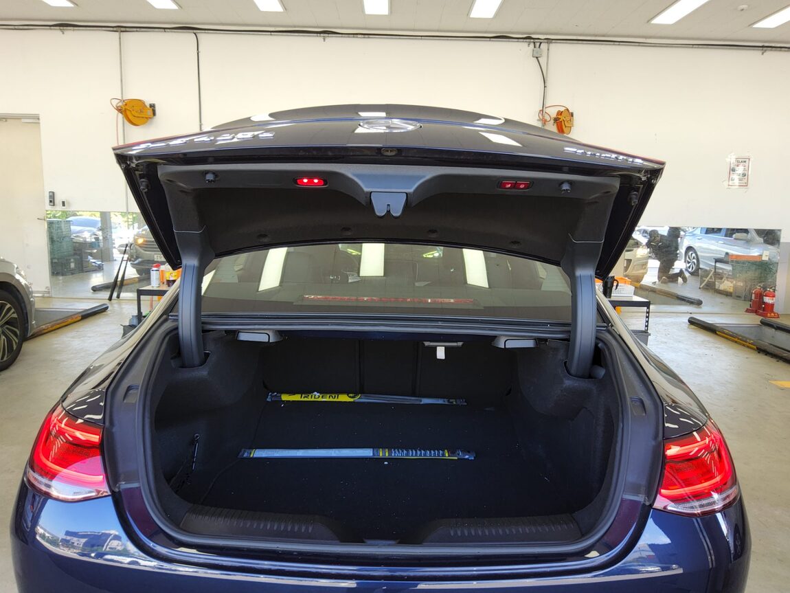 MERCEDES-BENZ CLS-CLASS (3RD GEN) CLS 400d 4MATIC 2019 - zdjęcie 15