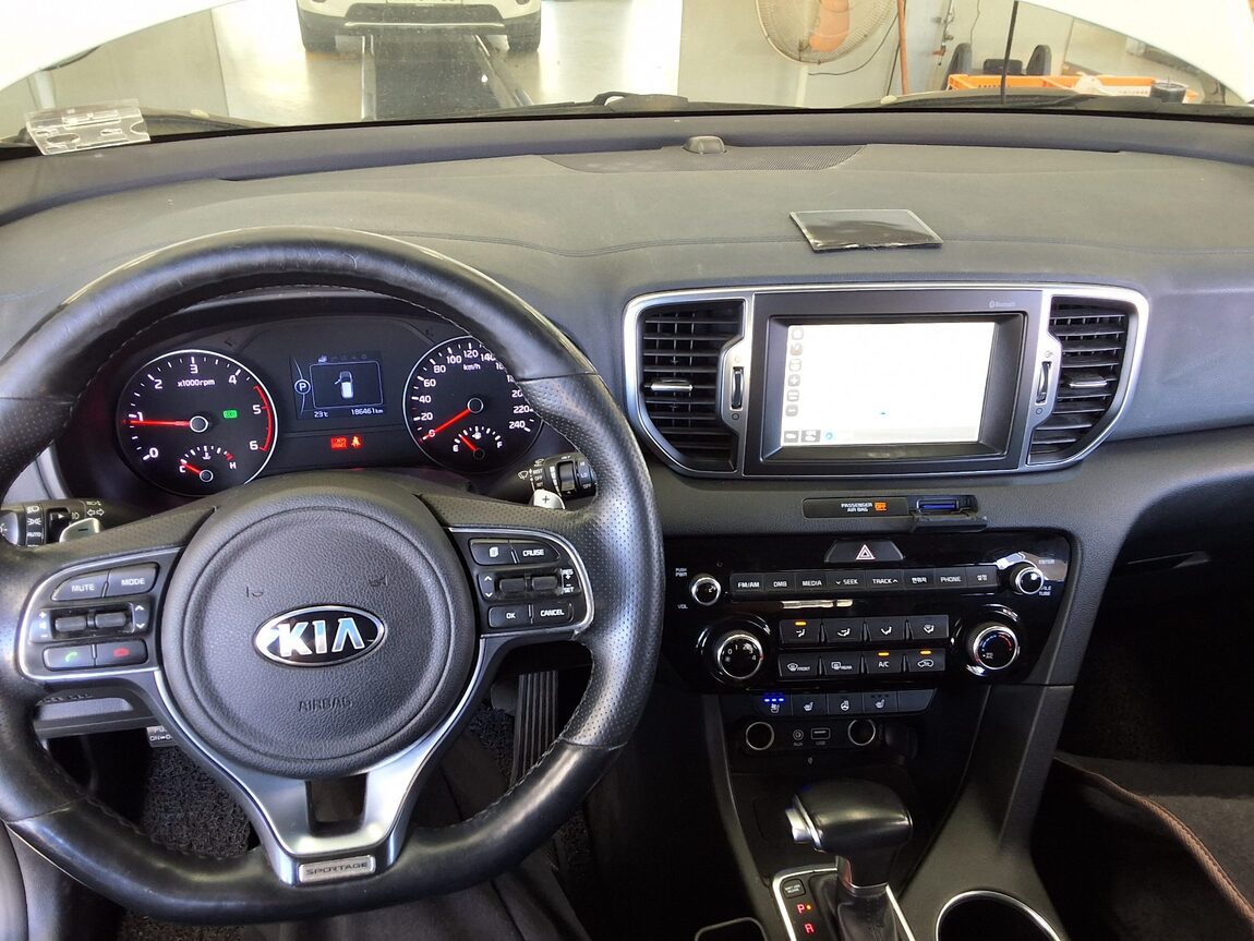 KIA NEW SPORTAGE R2.0 4WD NOBLESSE 2016 - zdjęcie 18