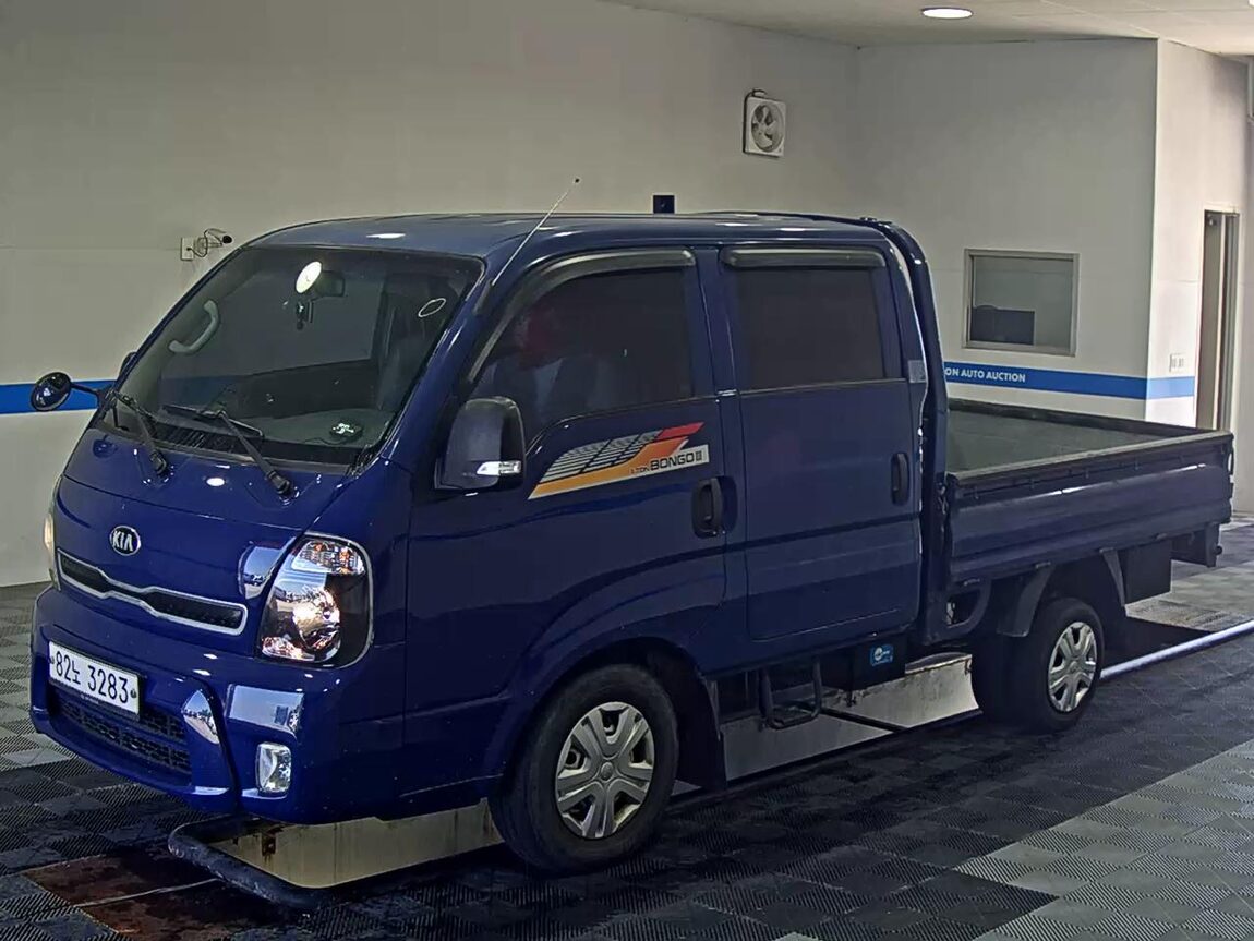 KIA BONGO III CARGO CRDi DOUBLE CAB EXTRA LONG WHEELBASE 2019 - zdjęcie 2