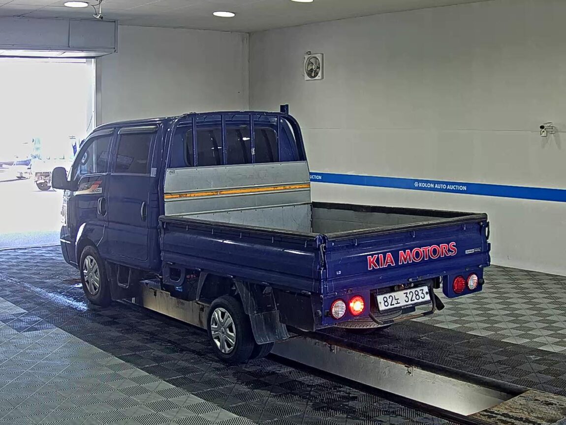 KIA BONGO III CARGO CRDi DOUBLE CAB EXTRA LONG WHEELBASE 2019 - zdjęcie 6