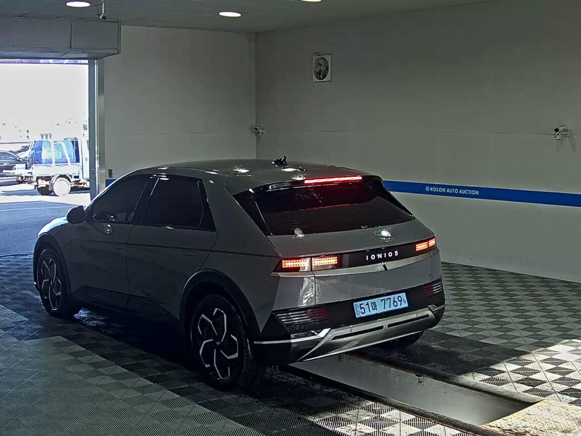 HYUNDAI IONIQ 5 EV AWD LONG RANGE EXCLUSIVE 2023 - zdjęcie 6