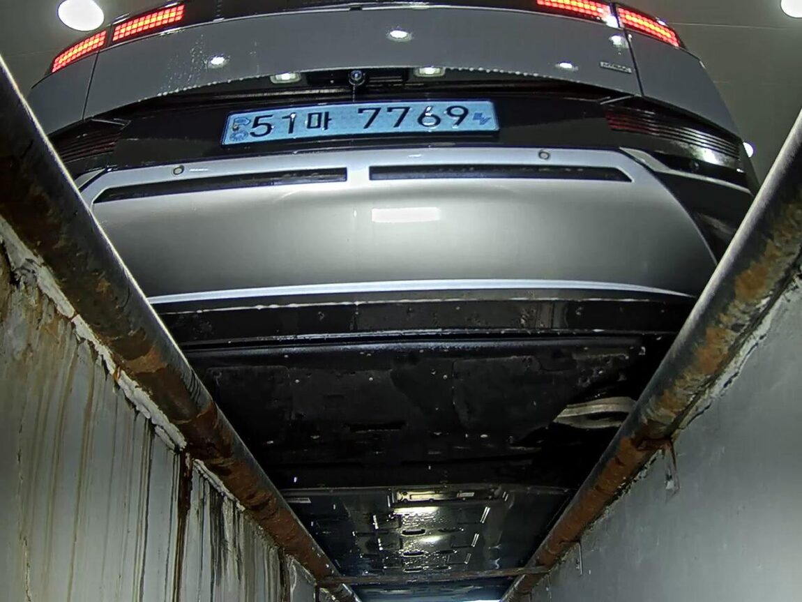 HYUNDAI IONIQ 5 EV AWD LONG RANGE EXCLUSIVE 2023 - zdjęcie 8