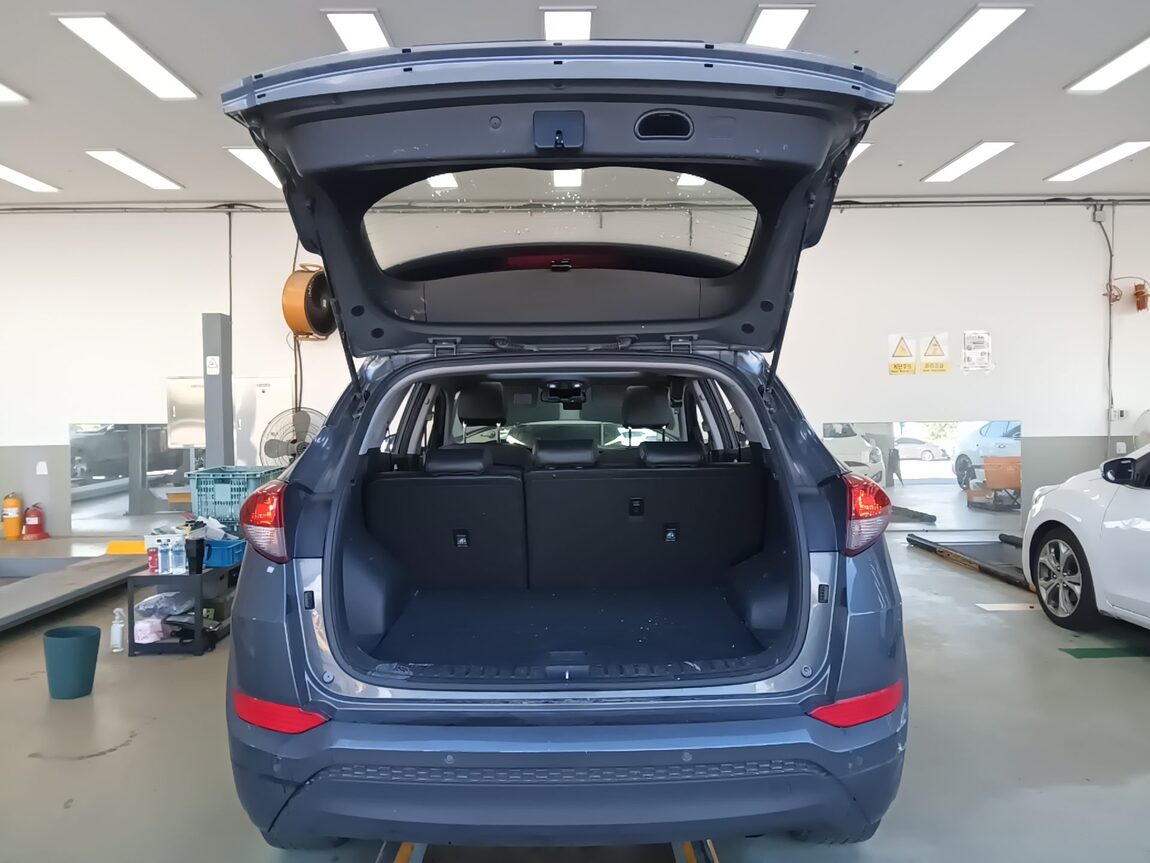 HYUNDAI ALL NEW TUCSON DIESEL 1.7 2WD MODERN 2016 - zdjęcie 15