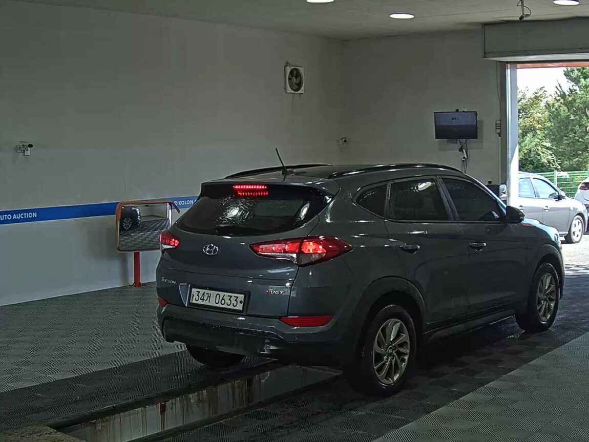 HYUNDAI ALL NEW TUCSON DIESEL 1.7 2WD MODERN 2016 - zdjęcie 5