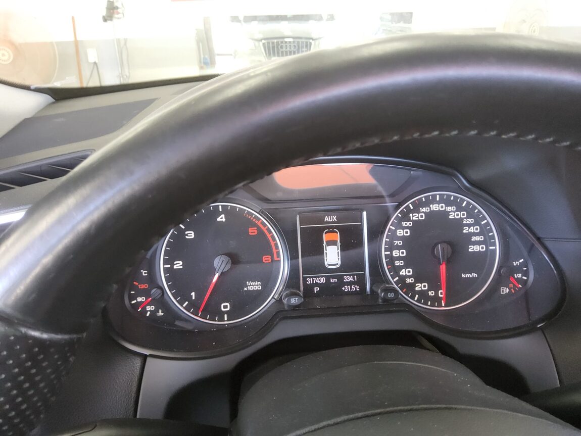 AUDI Q5 3.0 TDI QUATTRO 2012 - zdjęcie 9