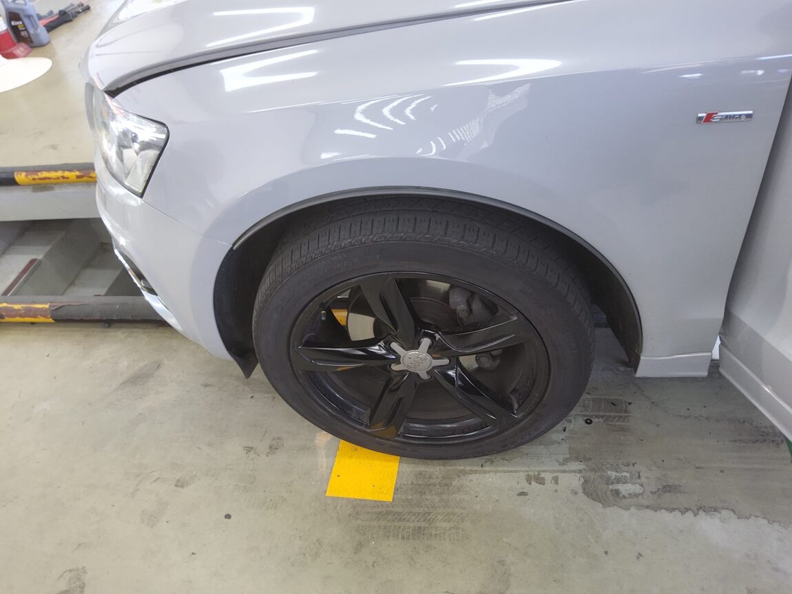 AUDI Q5 3.0 TDI QUATTRO 2012 - zdjęcie 22