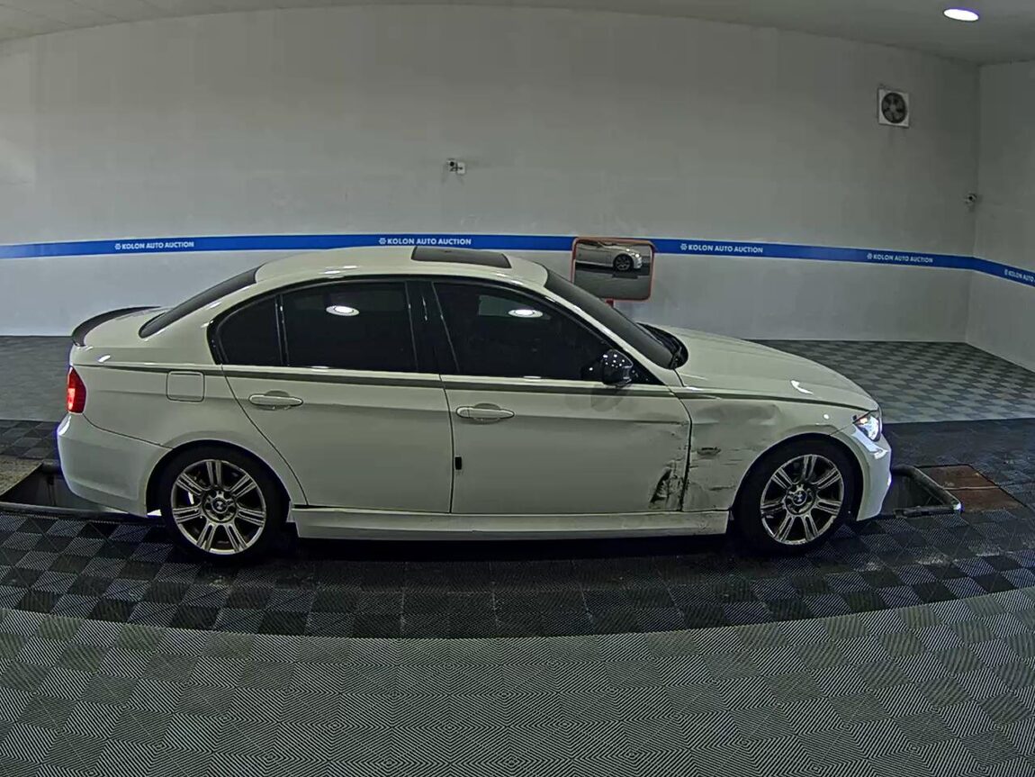BMW 3 SERIES (5TH GEN) 320d M SPORT 2011 - zdjęcie 4