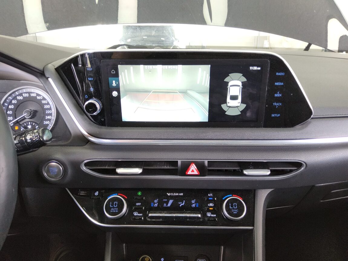 HYUNDAI SONATA (DN8) G2.0 PREMIUM FAMILY 2020 - zdjęcie 18