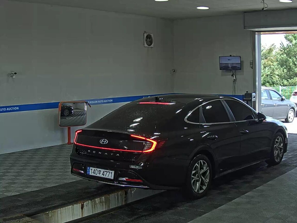HYUNDAI SONATA (DN8) G2.0 PREMIUM FAMILY 2020 - zdjęcie 5