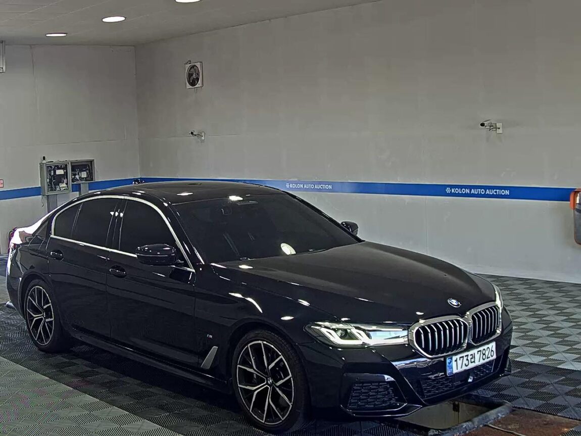BMW 5 SERIES (7TH GEN) 530i xDRIVE M SPORT PACK 2021 - zdjęcie 3