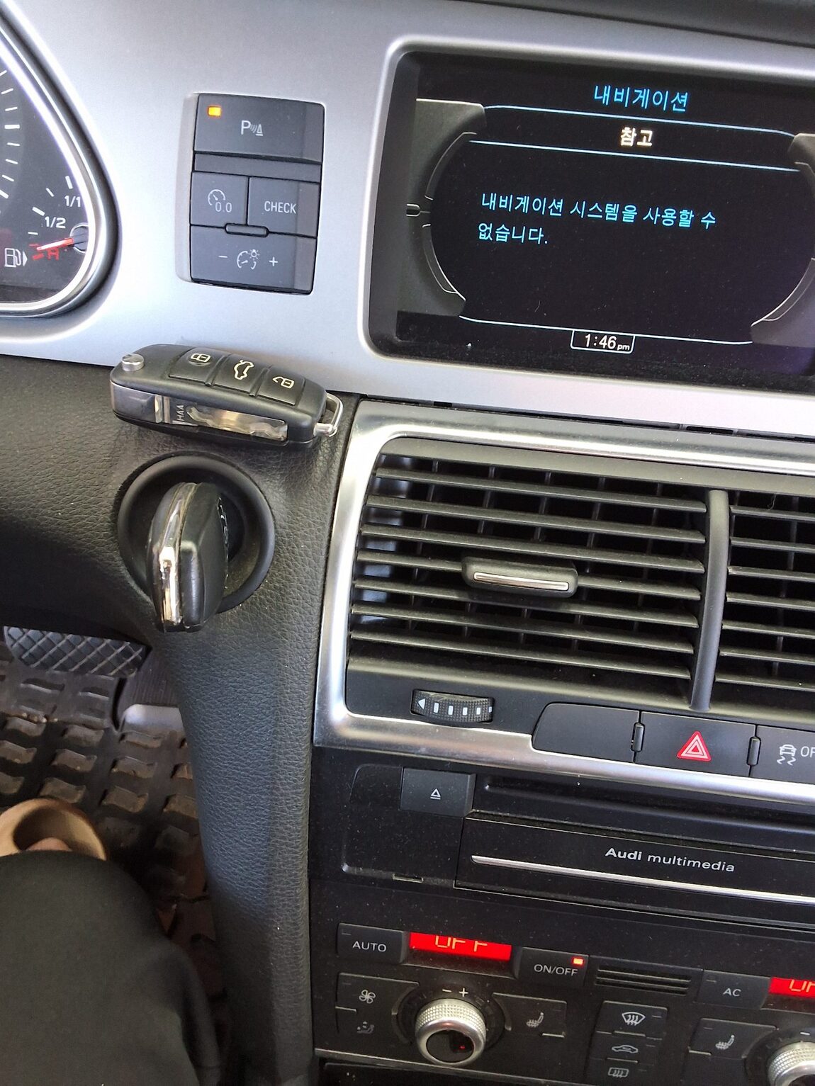 AUDI Q7 3.0 TDI QUATTRO 2011 - zdjęcie 18