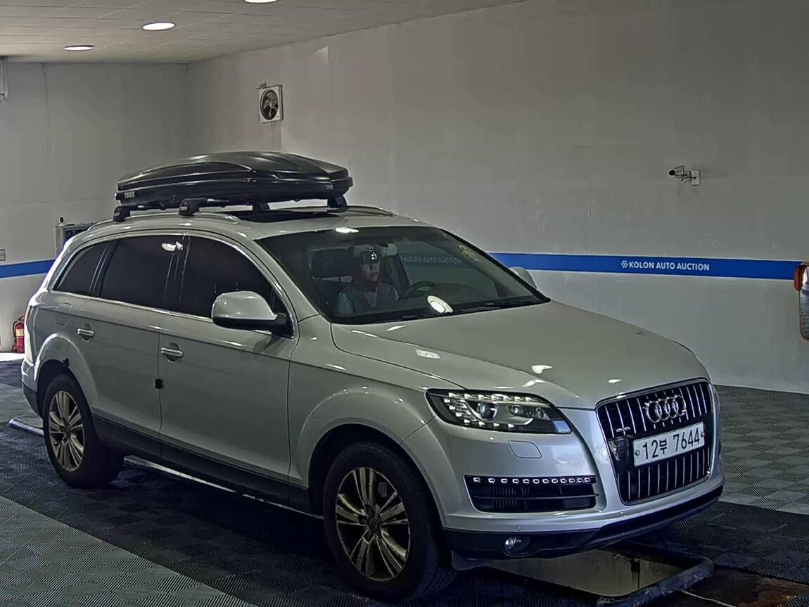 AUDI Q7 3.0 TDI QUATTRO 2011 - zdjęcie 3