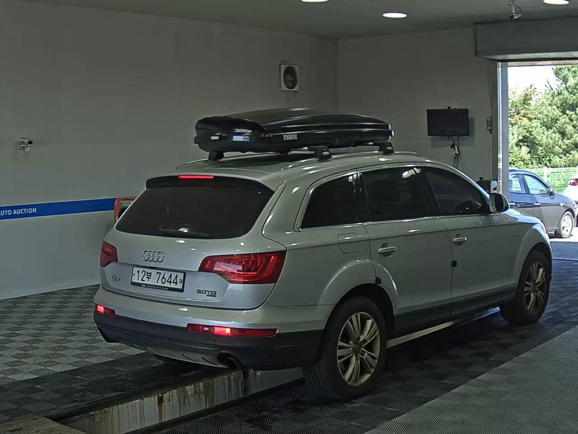 AUDI Q7 3.0 TDI QUATTRO 2011 - zdjęcie 5