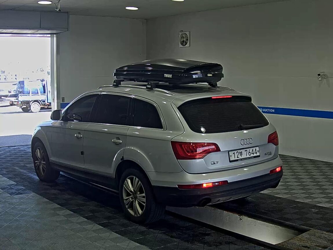 AUDI Q7 3.0 TDI QUATTRO 2011 - zdjęcie 6