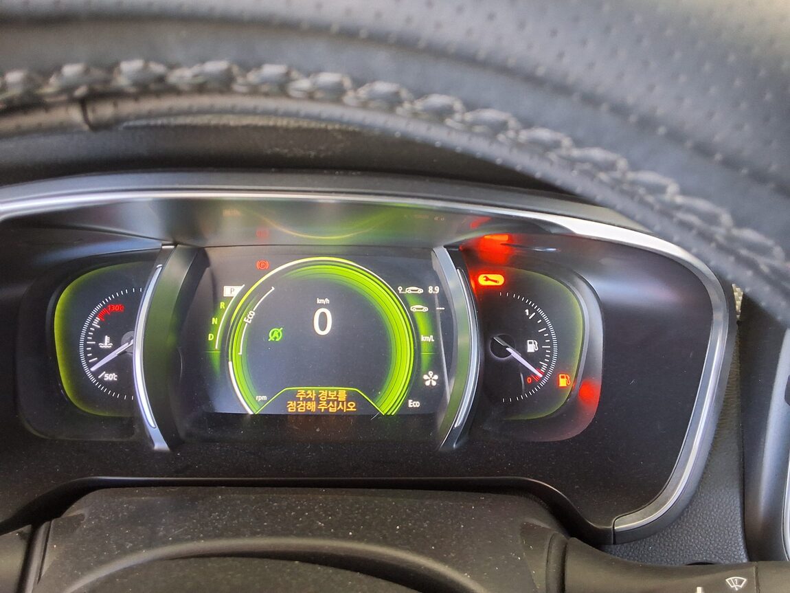 RENAULT (SAMSUNG) SM6 2.0 GDe LE 2016 - zdjęcie 26