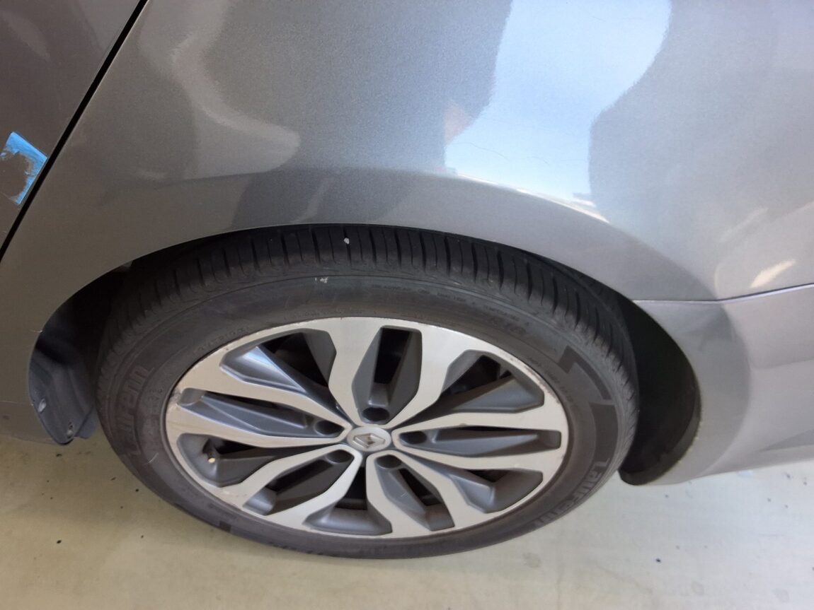RENAULT (SAMSUNG) SM6 2.0 GDe LE 2016 - zdjęcie 23
