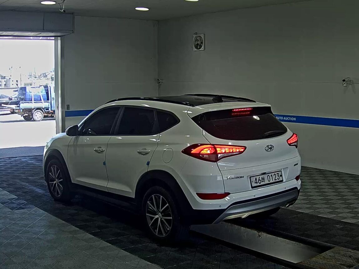 HYUNDAI ALL NEW TUCSON DIESEL R2.0 2WD MODERN 2017 - zdjęcie 6