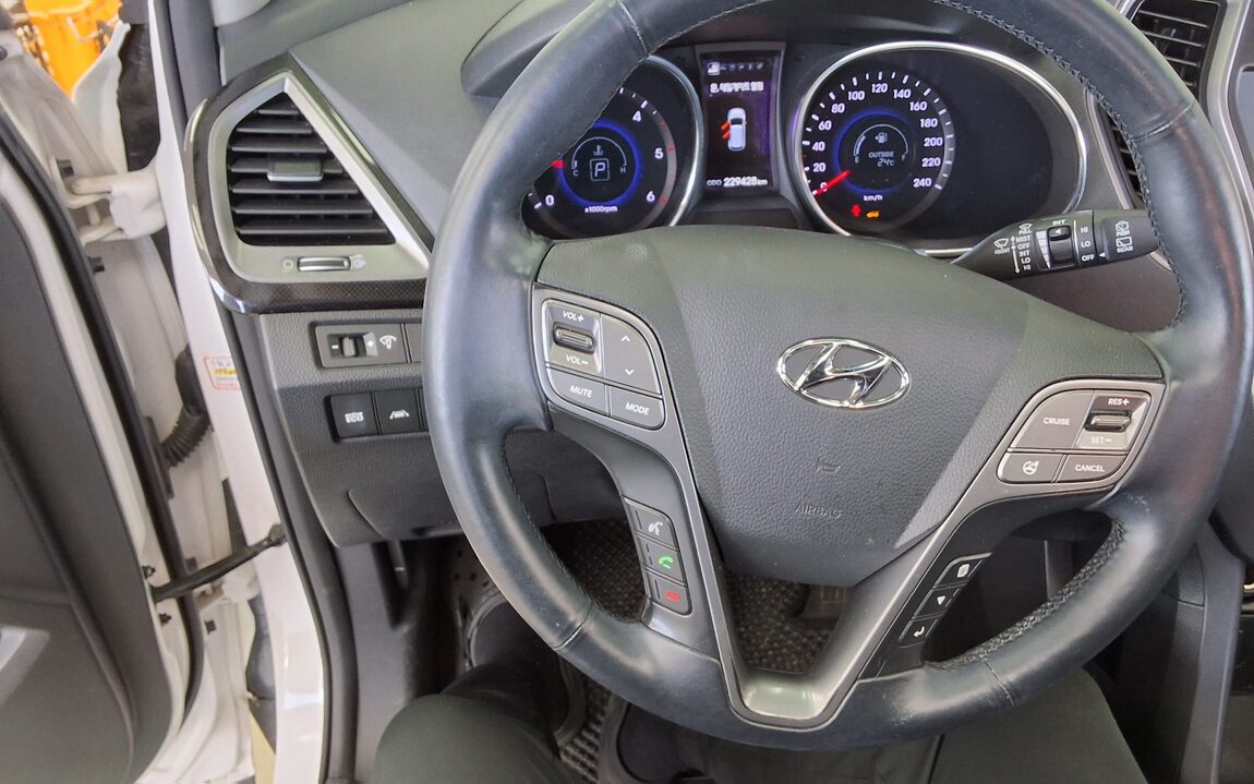 HYUNDAI SANTA FE (DM) DIESEL R2.2 4WD EXCLUSIVE 2013 - zdjęcie 17