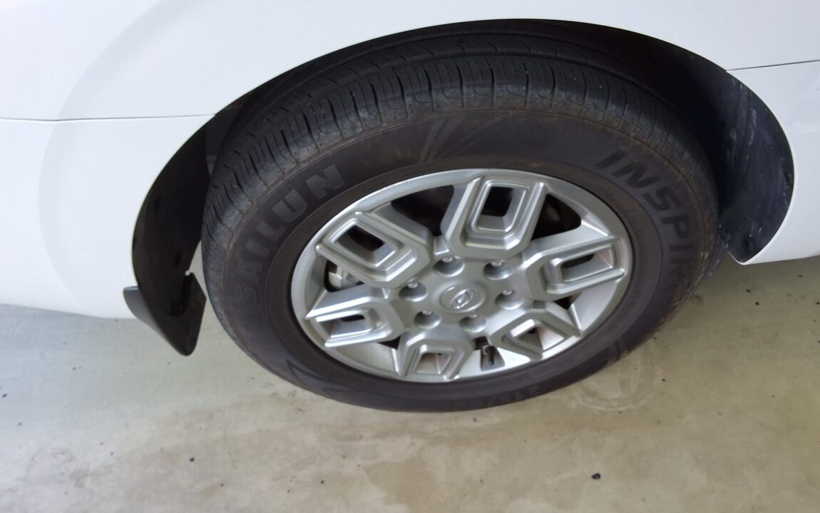 HYUNDAI STARIA 2.2 DIESEL TOURER 11-SEATER 2WD MODERN 2024 - zdjęcie 25