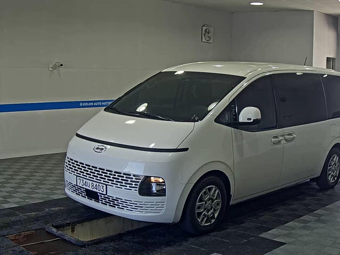 HYUNDAI STARIA 2.2 DIESEL TOURER 11-SEATER 2WD MODERN 2024 - zdjęcie 2