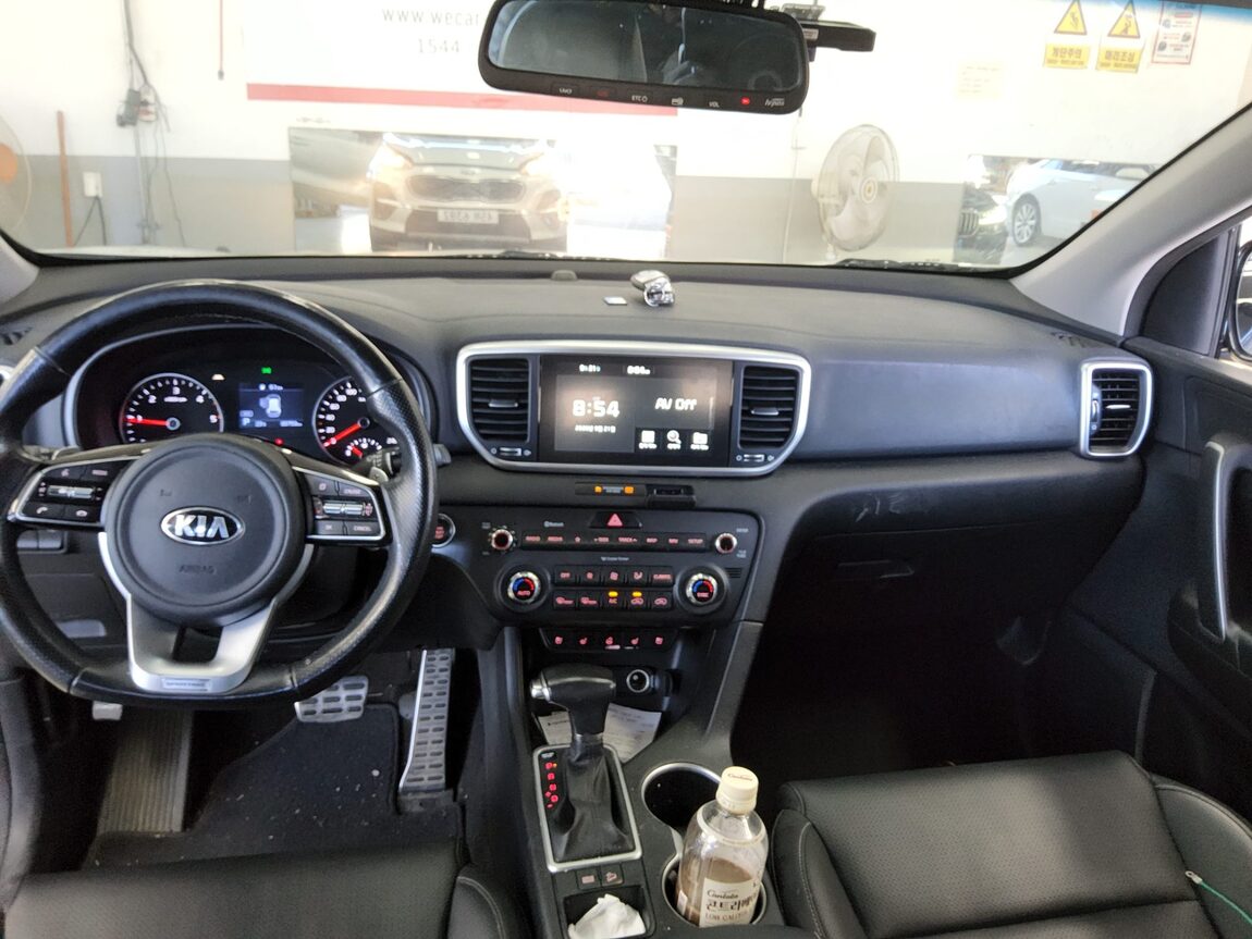 KIA SPORTAGE THE BOLD R2.0 DIESEL 2WD PRESTIGE 2019 - zdjęcie 11