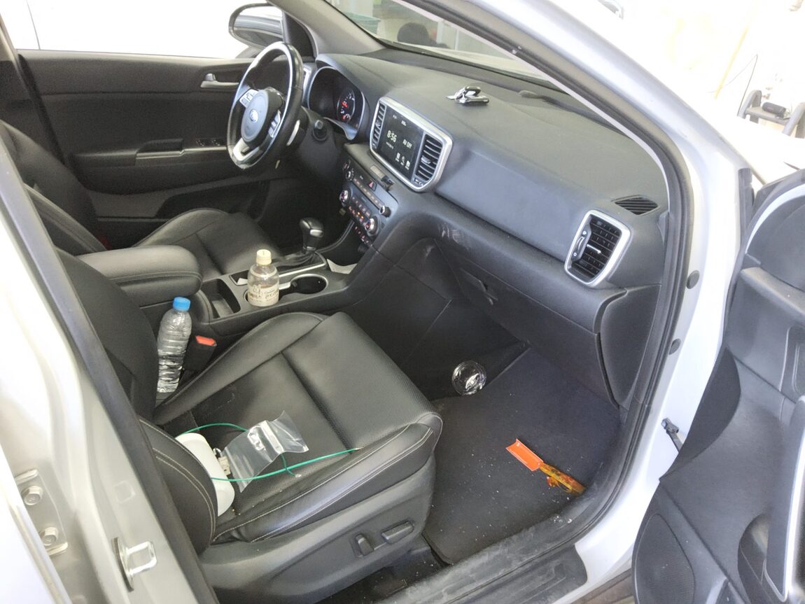 KIA SPORTAGE THE BOLD R2.0 DIESEL 2WD PRESTIGE 2019 - zdjęcie 14