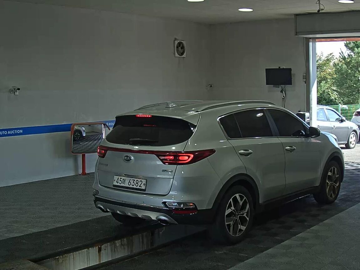 KIA SPORTAGE THE BOLD R2.0 DIESEL 2WD PRESTIGE 2019 - zdjęcie 5