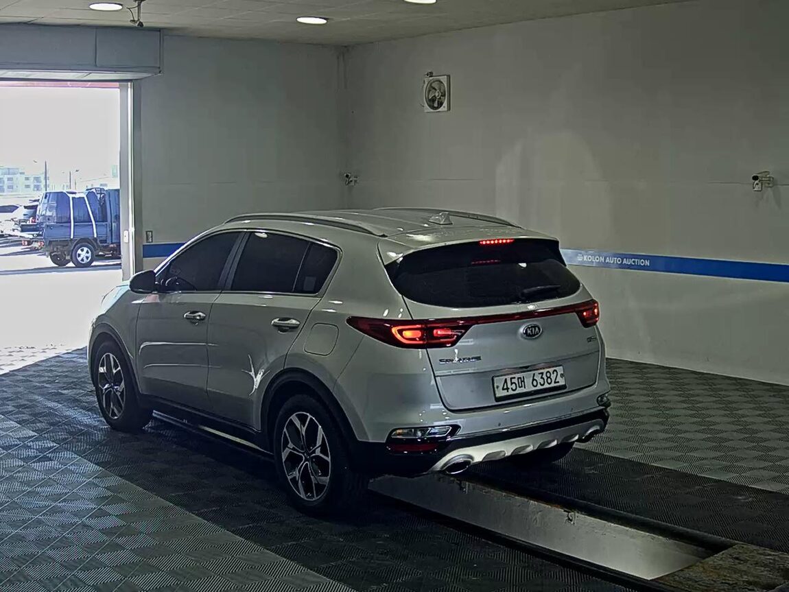 KIA SPORTAGE THE BOLD R2.0 DIESEL 2WD PRESTIGE 2019 - zdjęcie 6