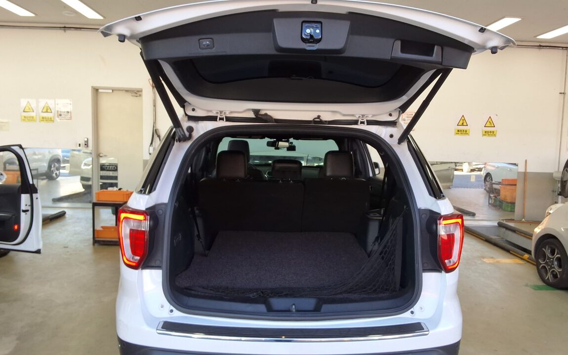 FORD EXPLORER (5TH GEN) 2.3 AWD LIMITED 2018 - zdjęcie 15