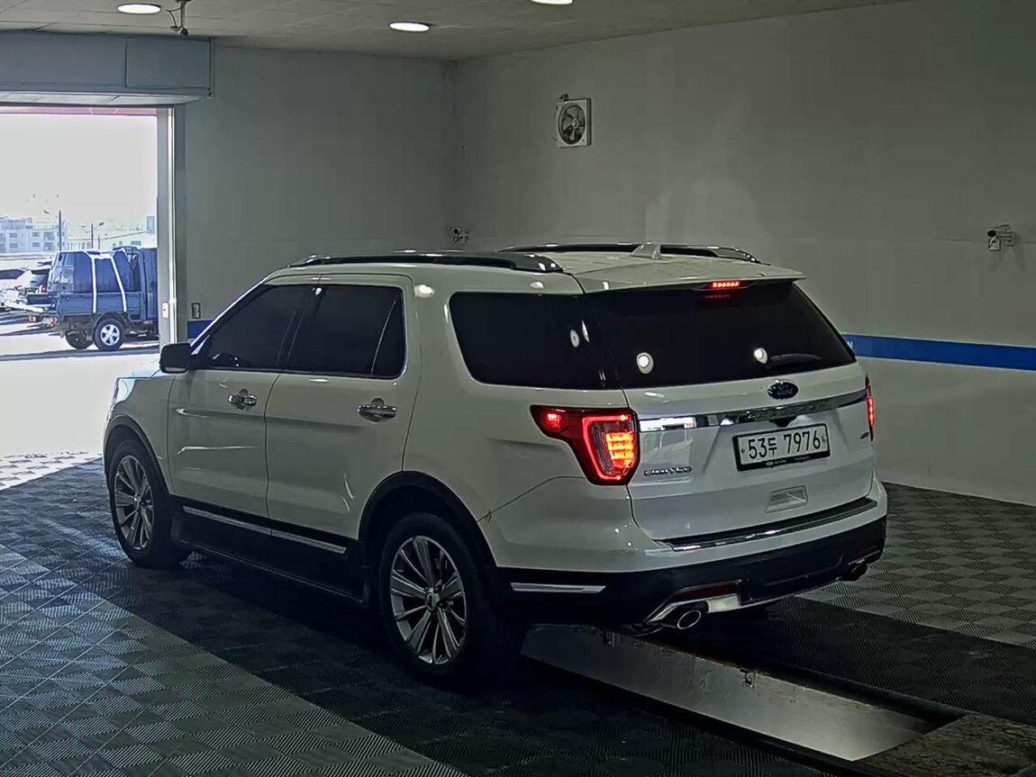 FORD EXPLORER (5TH GEN) 2.3 AWD LIMITED 2018 - zdjęcie 6