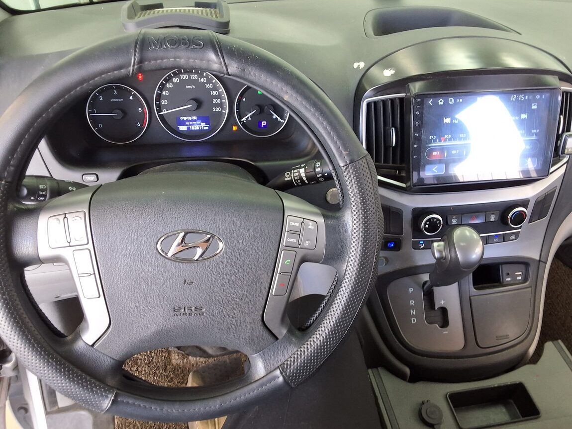 HYUNDAI THE NEW GRAND STAREX 5-SEATER DIESEL VAN STYLE 2018 - zdjęcie 11