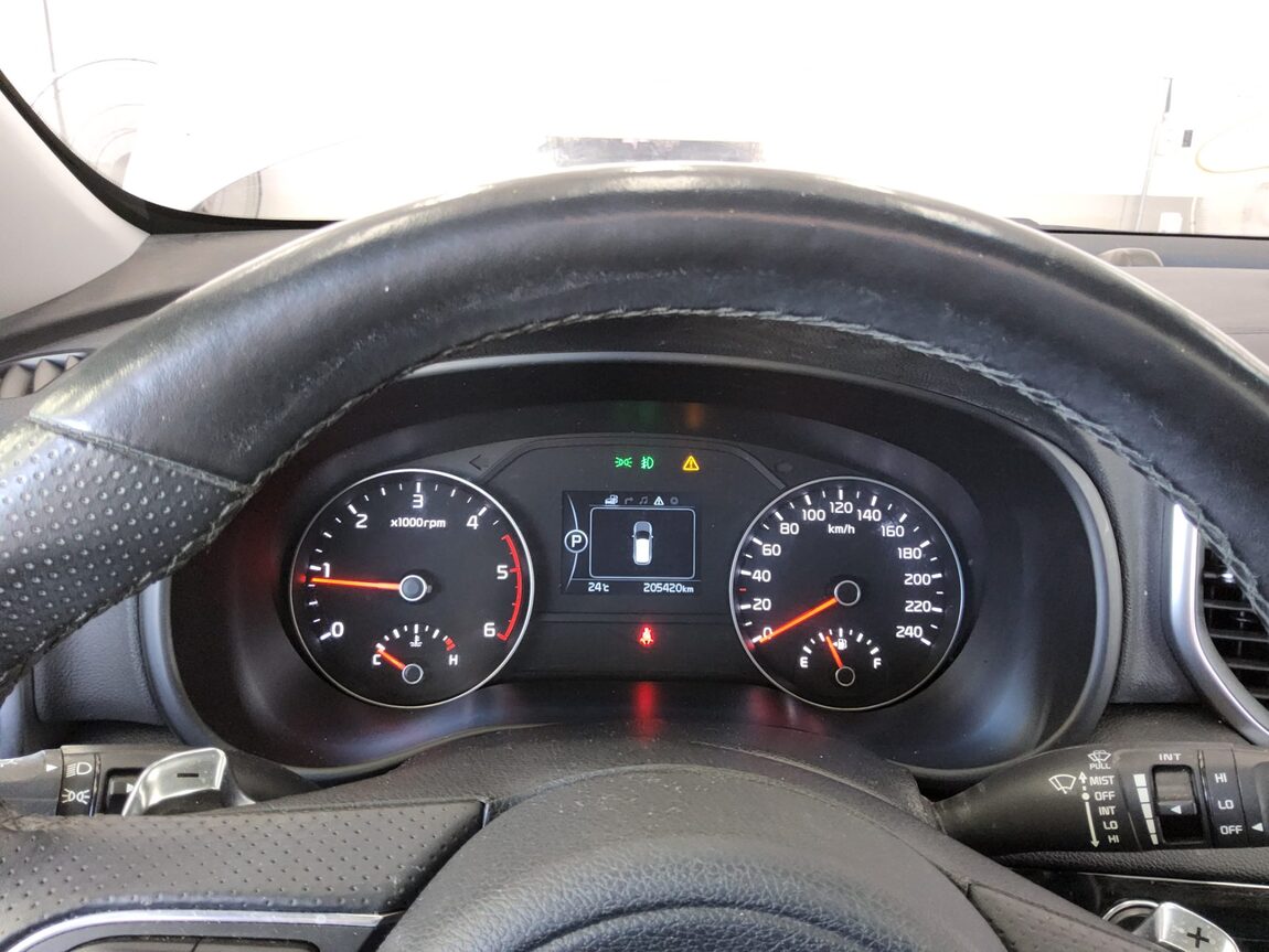 KIA NEW SPORTAGE R2.0 2WD NOBLESSE PLUS 2018 - zdjęcie 9