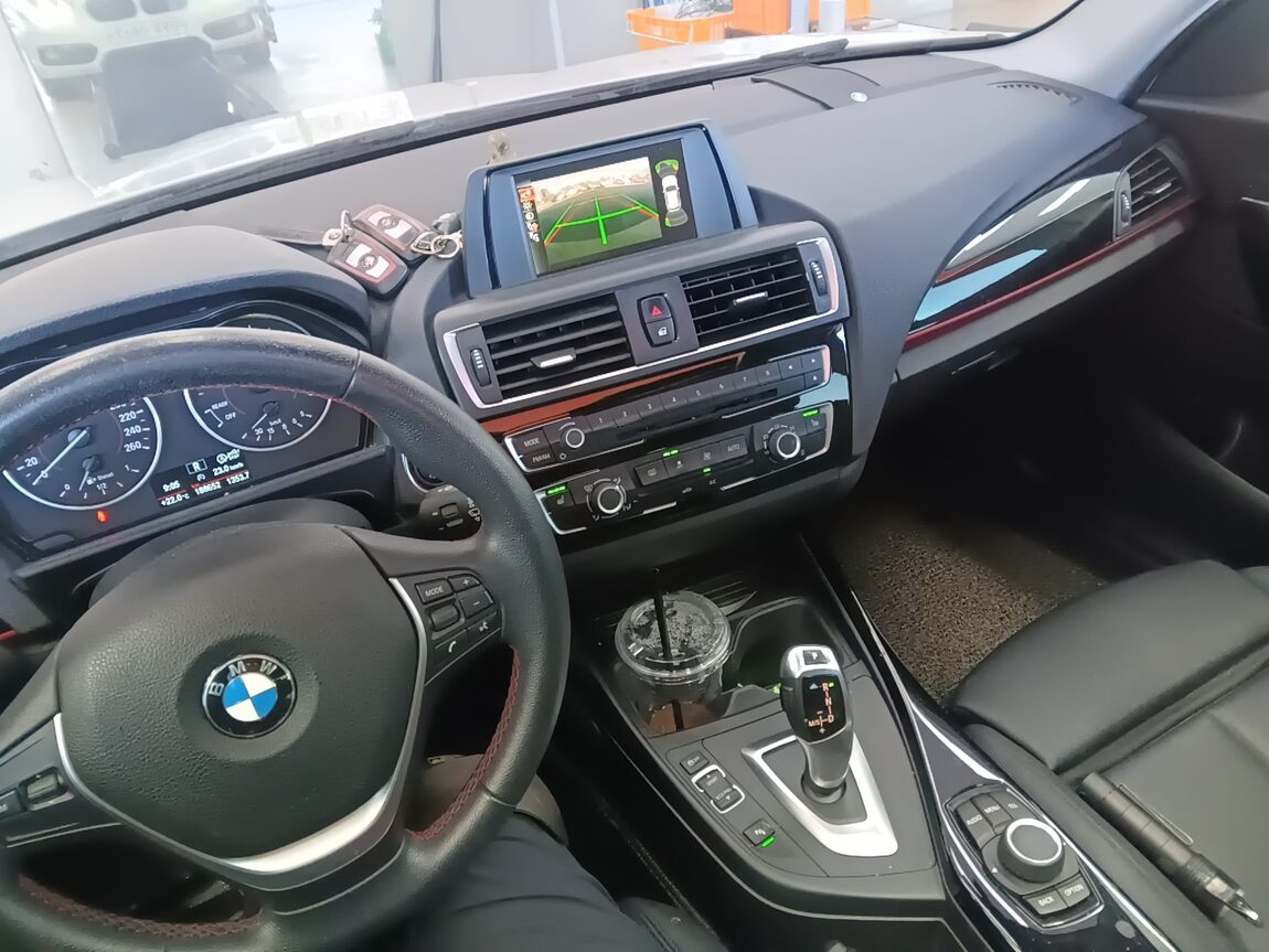 BMW 1 SERIES (2ND GEN) 5-DOOR 118d SPORT LINE 2016 - zdjęcie 11