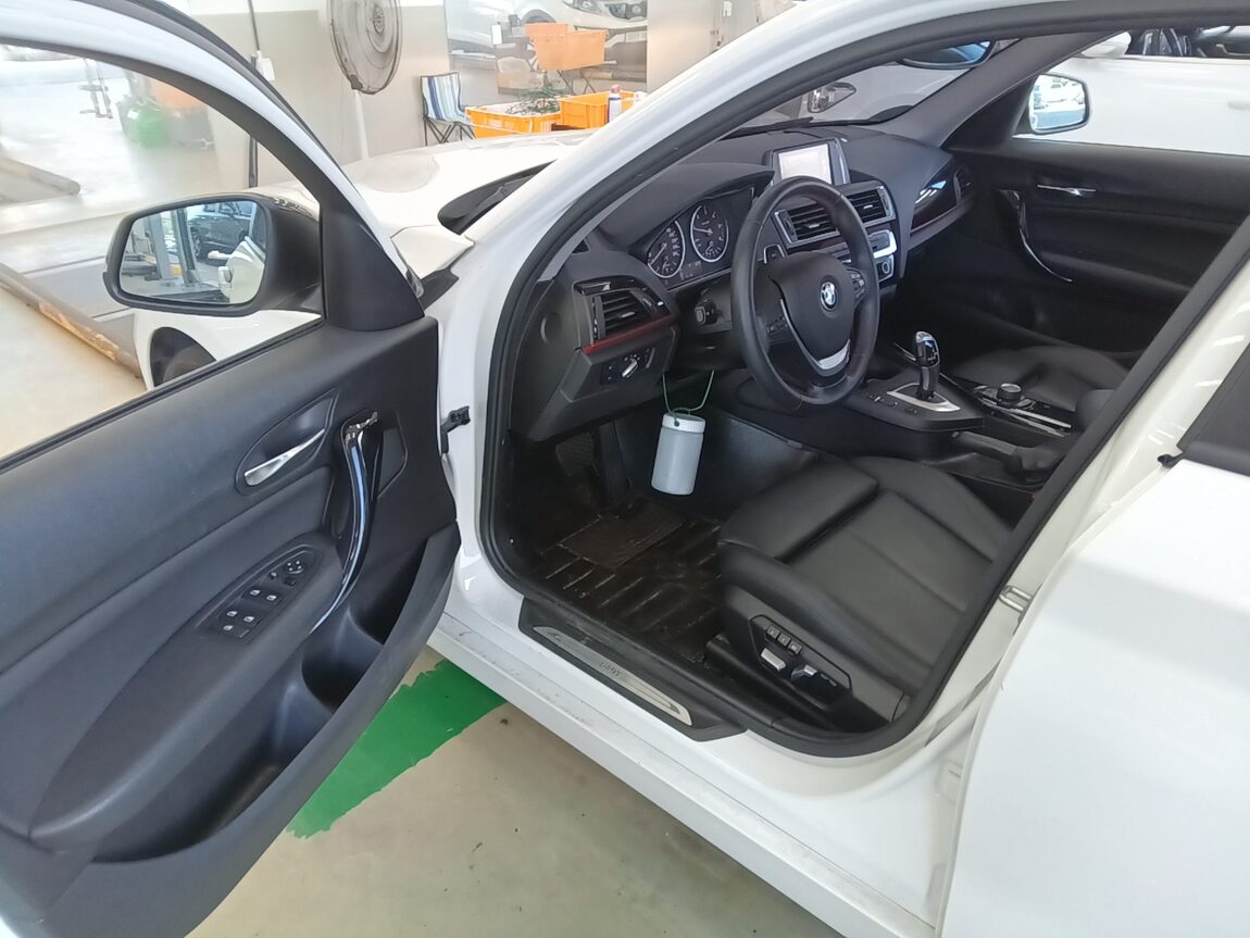 BMW 1 SERIES (2ND GEN) 5-DOOR 118d SPORT LINE 2016 - zdjęcie 10