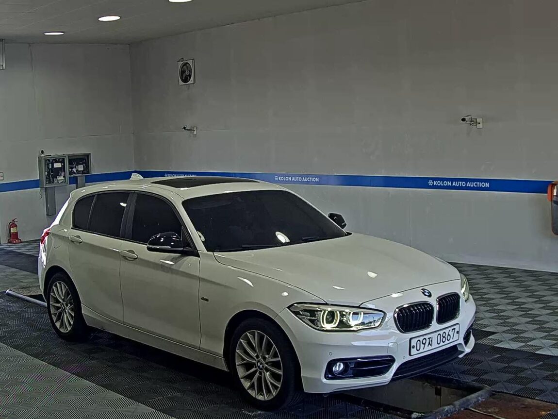 BMW 1 SERIES (2ND GEN) 5-DOOR 118d SPORT LINE 2016 - zdjęcie 3