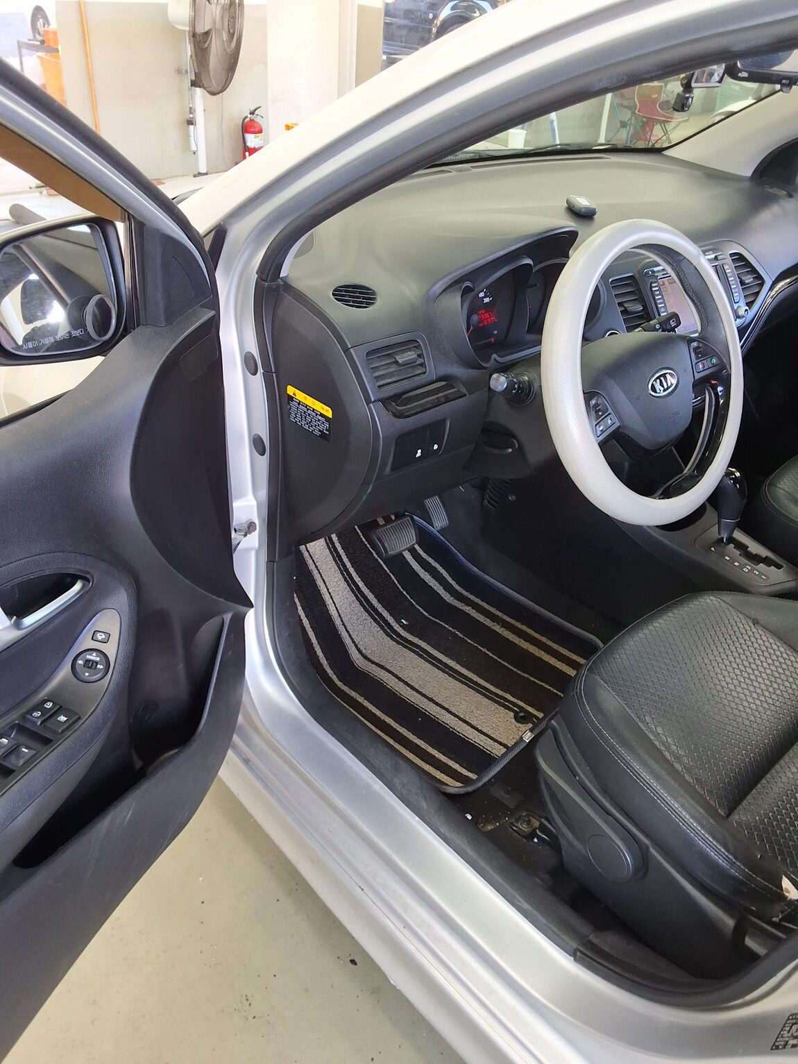 KIA ALL NEW MORNING GASOLINE LUXURY 2012 - zdjęcie 10
