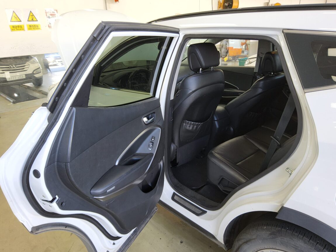 HYUNDAI SANTA FE (DM) DIESEL R2.0 2WD PREMIUM 2013 - zdjęcie 12