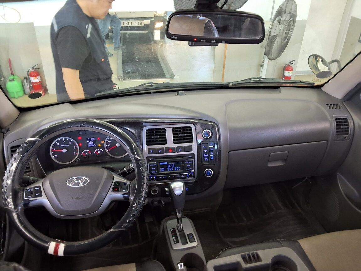 HYUNDAI PORTER II CRDi DOUBLE CAB EXTRA LONG WHEELBASE PREMIUM 2018 - zdjęcie 11