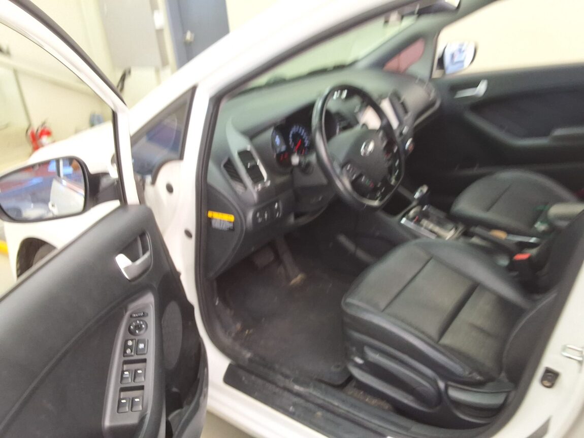 KIA THE NEW K3 1.6 GDI TRENDY 2016 - zdjęcie 11