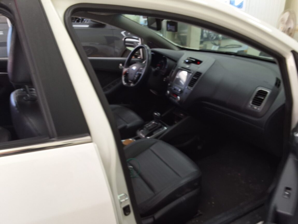 KIA THE NEW K3 1.6 GDI TRENDY 2016 - zdjęcie 15