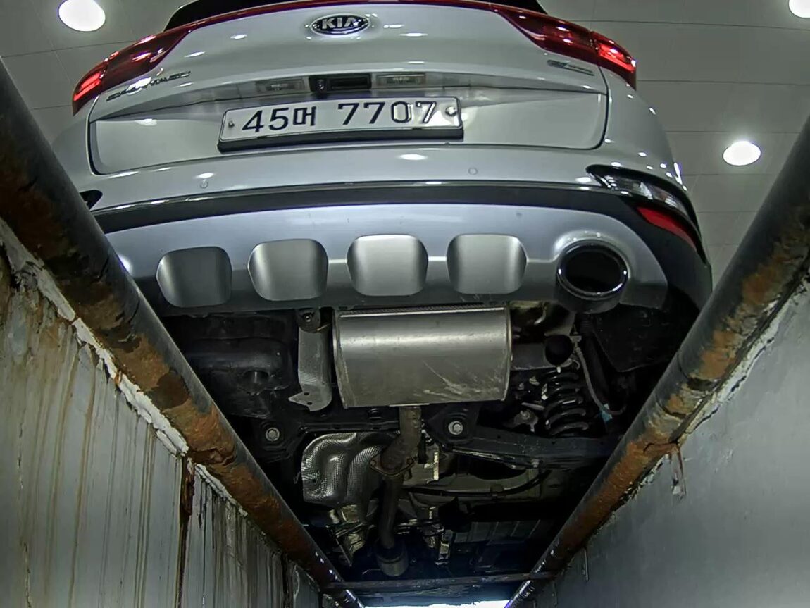 KIA SPORTAGE THE BOLD R2.0 DIESEL 2WD PRESTIGE 2019 - zdjęcie 8