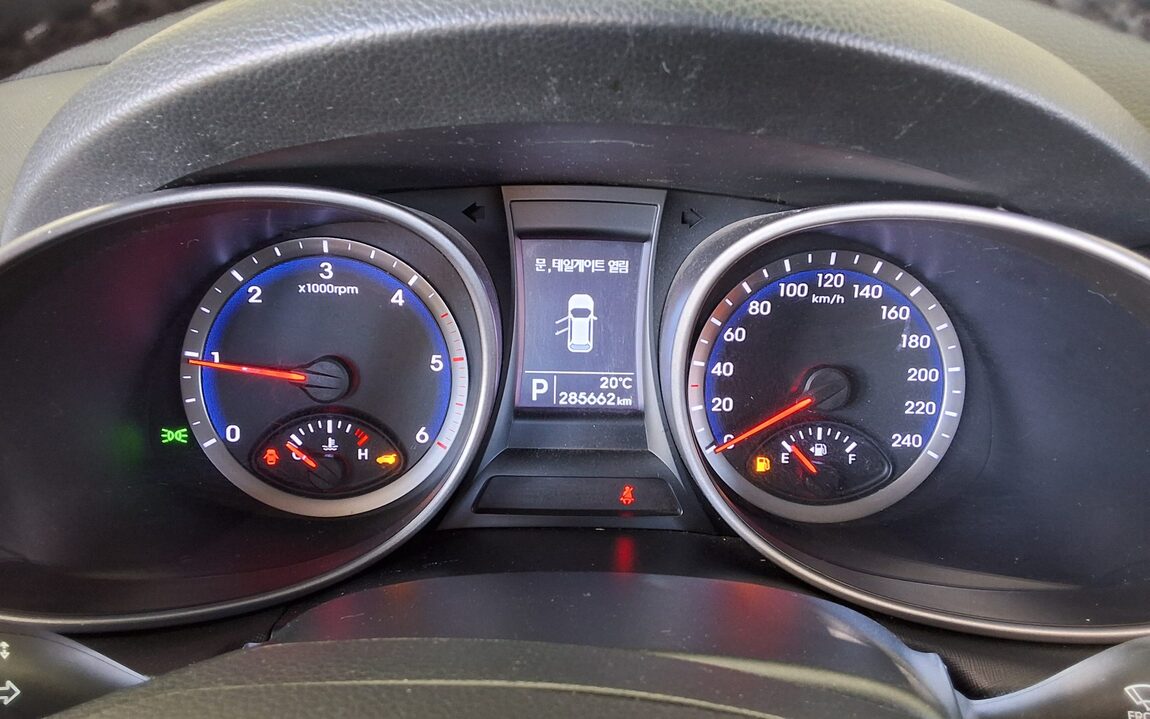 HYUNDAI SANTA FE (DM) DIESEL R2.0 2WD PREMIUM 2013 - zdjęcie 9
