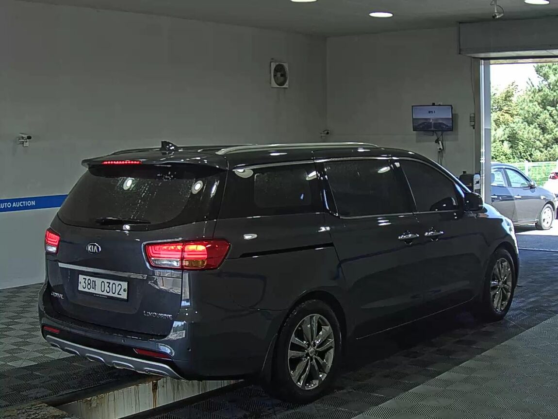 KIA ALL NEW CARNIVAL 7-SEATER LIMOUSINE DIESEL PRESIDENT 2017 - zdjęcie 5
